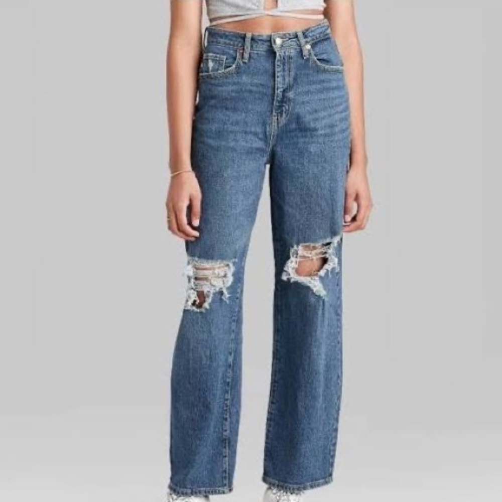 Wide leg high waisted jeans